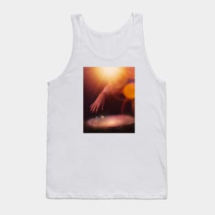 Searching in the shadow Tank Top